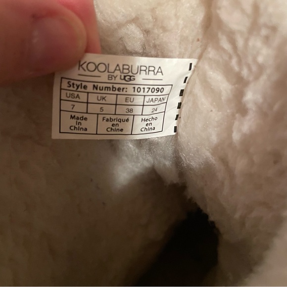 Koolaburra UGG Women’s size 7 Suede Leather Boots - Picture 2 of 9